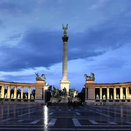 Rubin Wellness & Conference Hotel