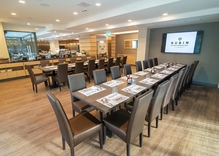 ホテル Rubin Wellness & Conference