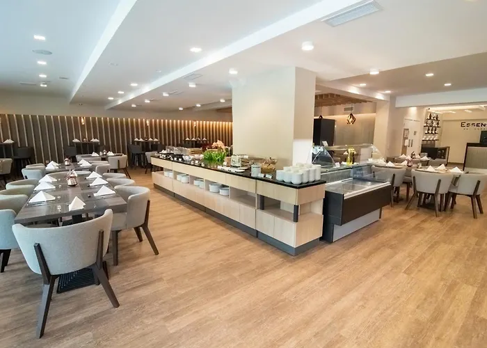Rubin Wellness & Conference ホテル 4*