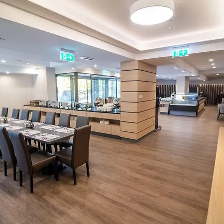 Rubin Wellness & Conference 4*