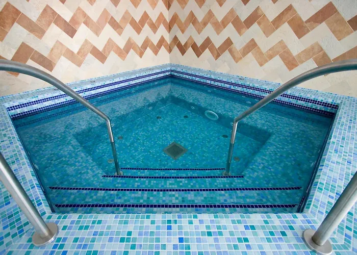 Rubin Wellness & Conference Hotel