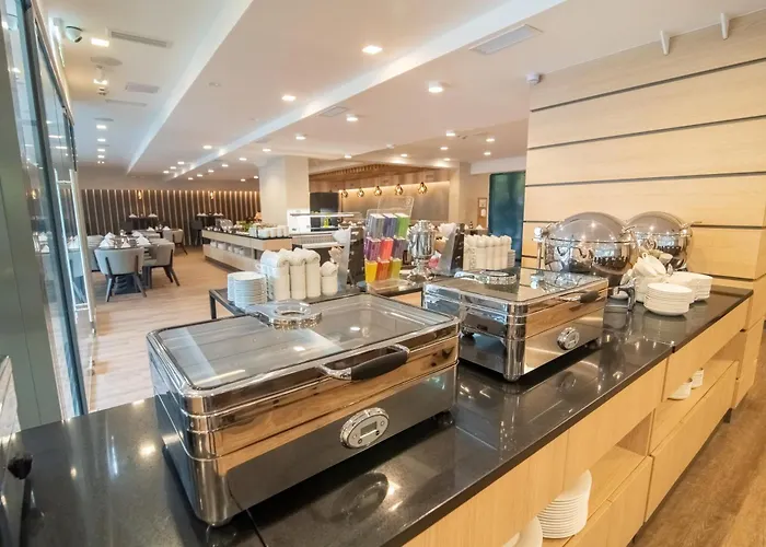 Rubin Wellness & Conference Hotel