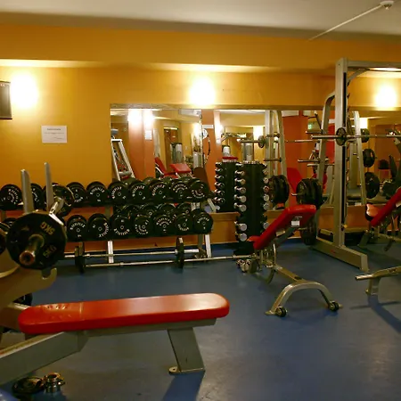 فندق Rubin Wellness & Conference 4*