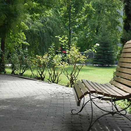 فندق Rubin Wellness & Conference 4*