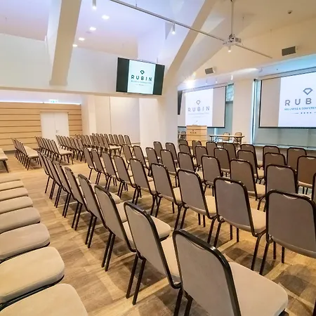Rubin Wellness & Conference 4* بودابست