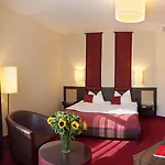 Отель Rubin Wellness & Conference 4*