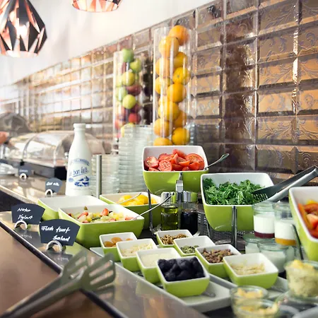 Отель Rubin Wellness & Conference 4*